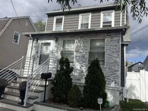 29 Cambridge #01, Valley Stream, NY 11581