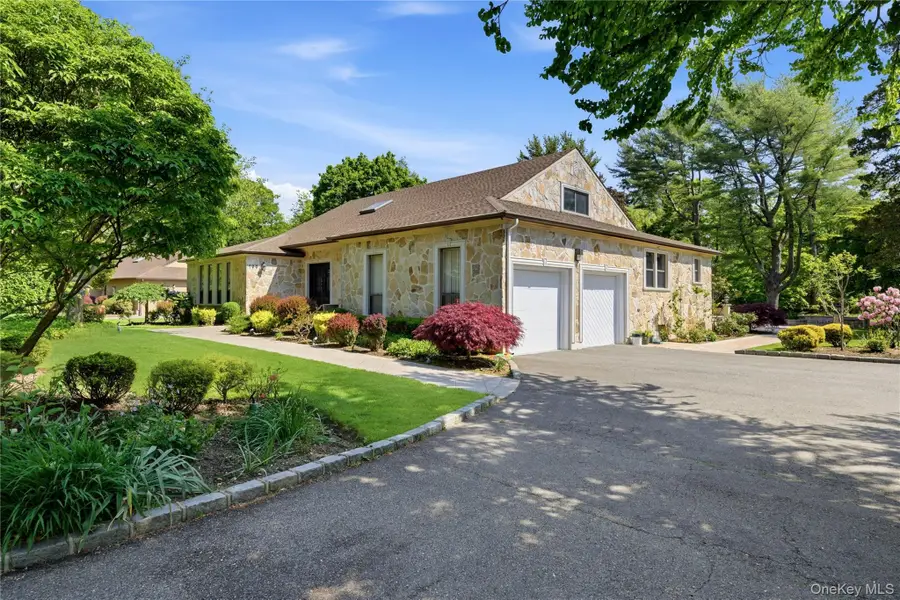 199 Cold Spring Road, Syosset, NY 11791 - #2