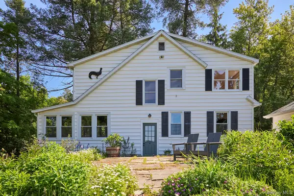 7 Blum Road, Chatham, NY 12075