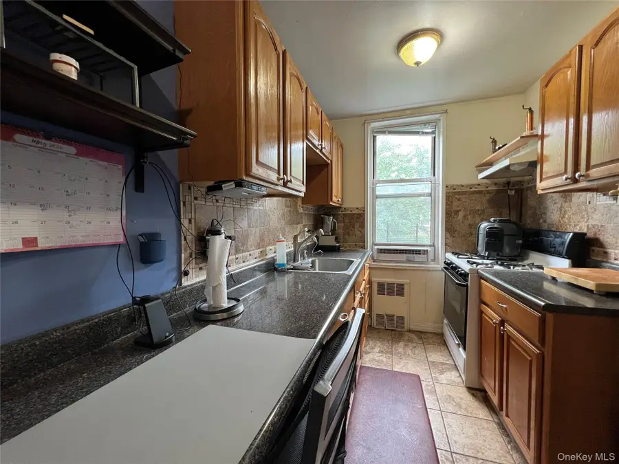 1425 Thieriot Avenue #4N, Bronx, NY 10460 - #3