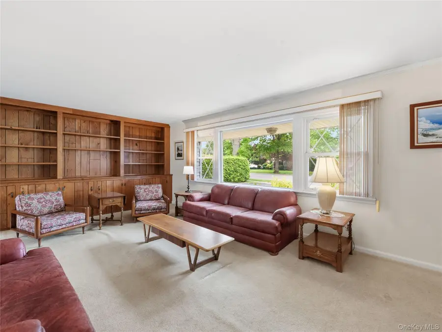 75 Stratford Avenue, Garden City, NY 11530 - #3