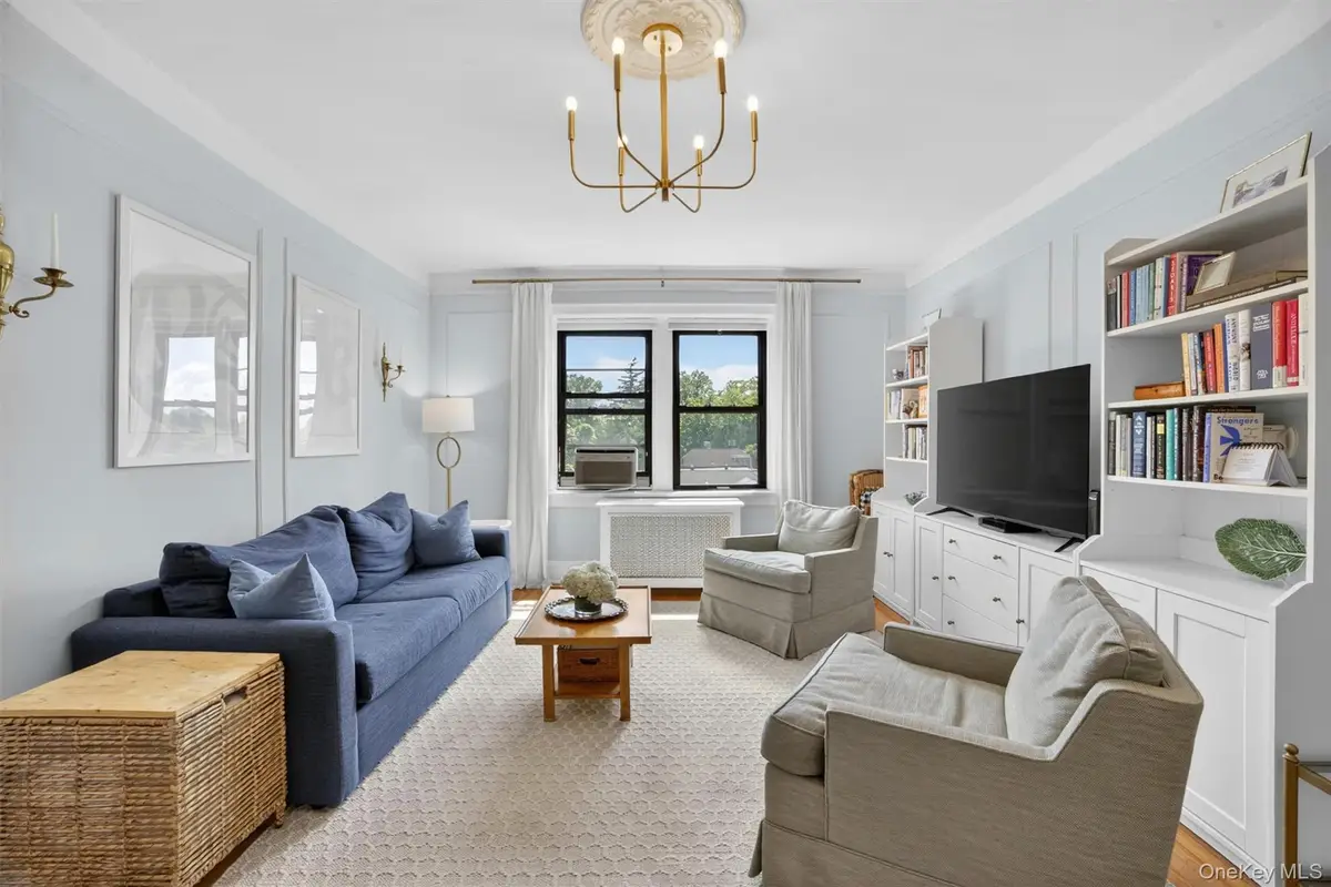 412 Munro Avenue #4F, Mamaroneck, NY 10543 - #1