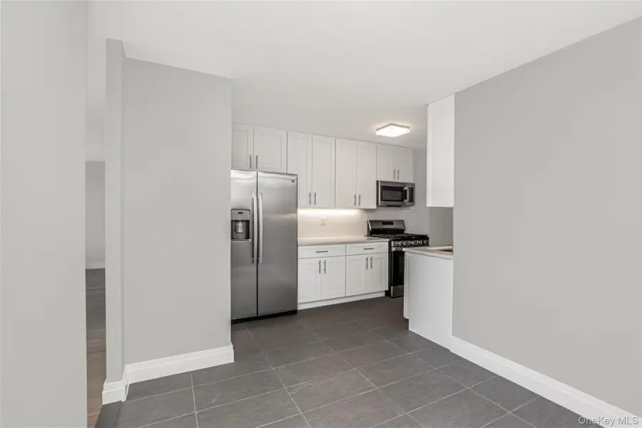 3333 Henry Hudson Parkway #8B, Bronx, NY 10463 - #3