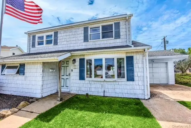 4236 Clarissa Road, Bethpage, NY 11714 - #2
