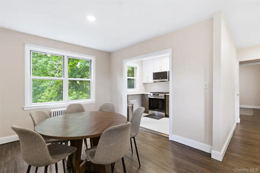 16 Edwards Street #3F, Roslyn Heights, NY 11577 - #3