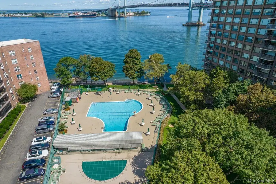 166-25 Powells Cove Boulevard #15J, Beechhurst, NY 11357 - #3