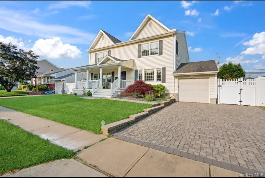 47 Syosset Circle, Syosset, NY 11791 - #2