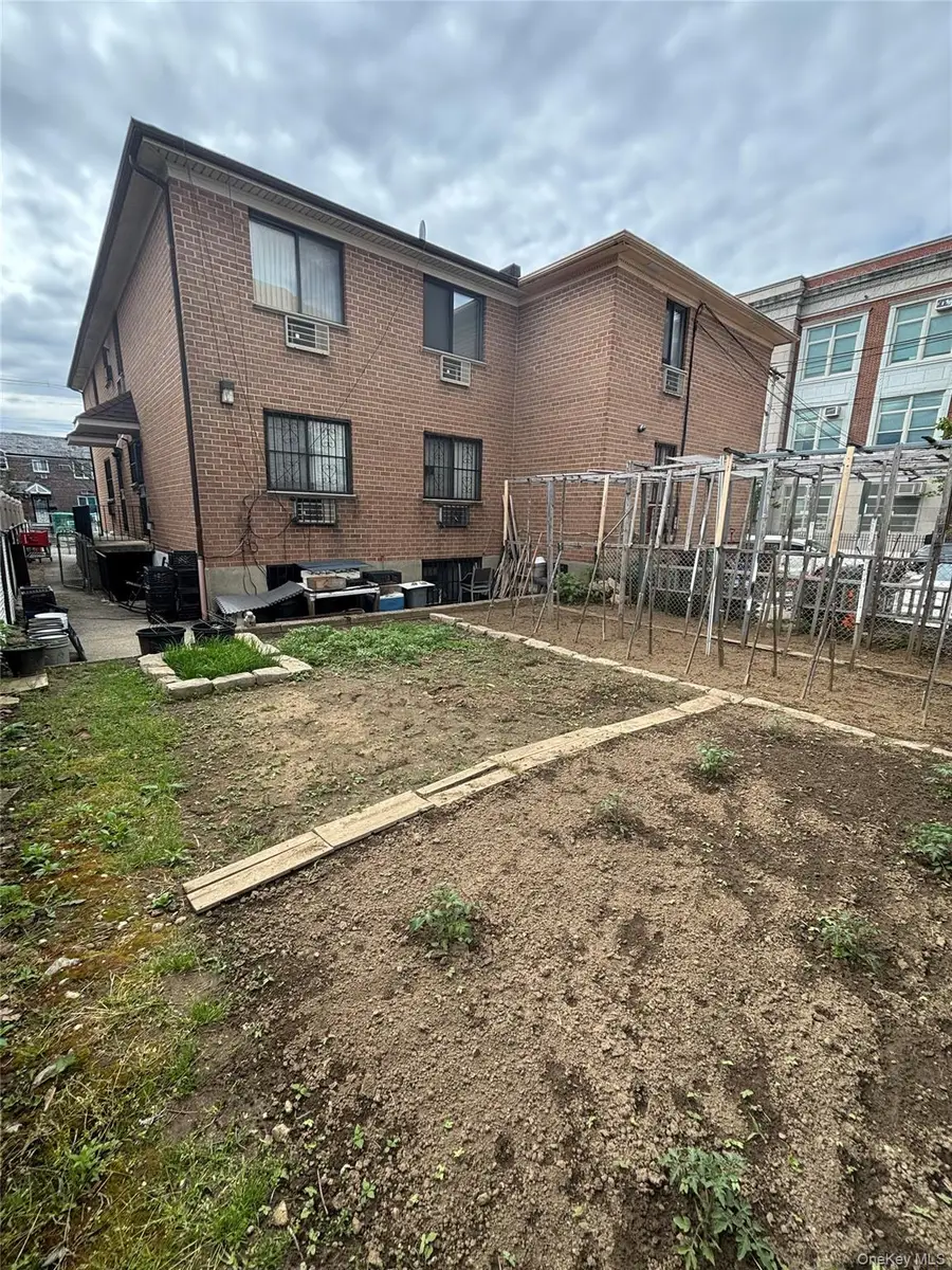 5831 136th Street, Flushing, NY 11355 - #3