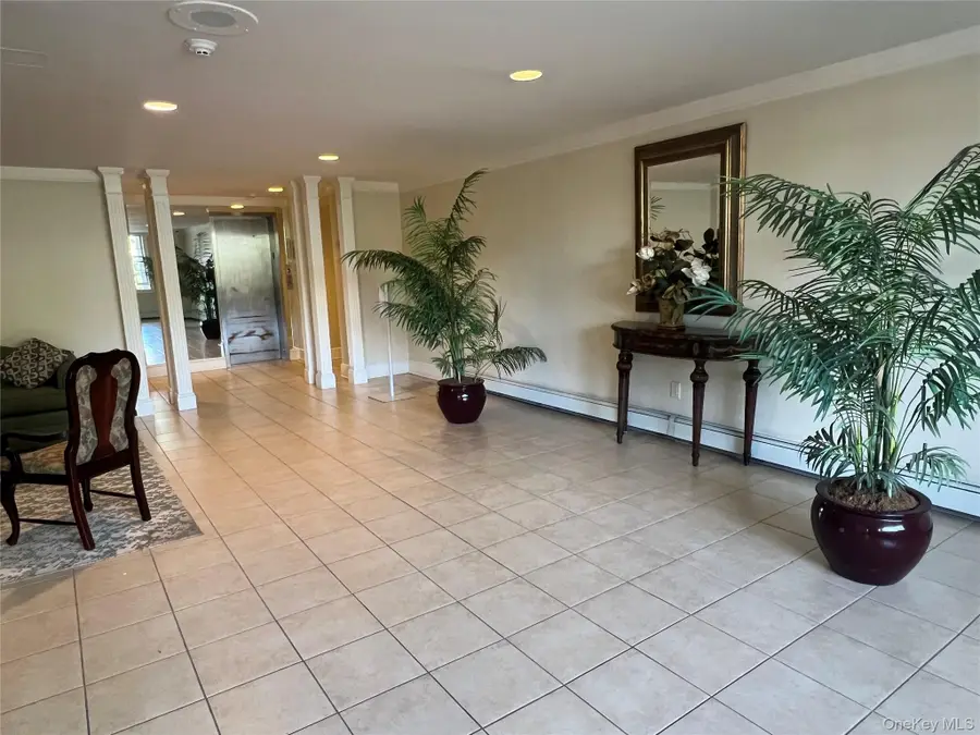 2 Consulate Drive, Tuckahoe, NY 10707 - #3