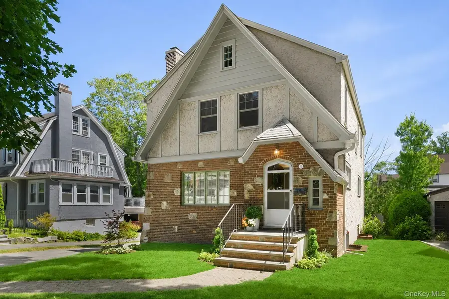 35 Prescott Avenue, White Plains, NY 10605 - #2