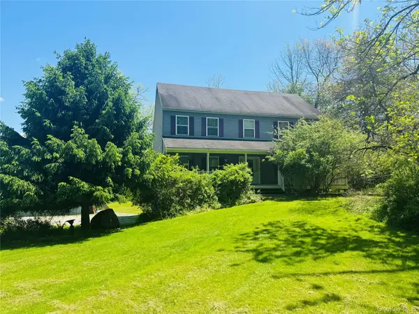 633 Winterton Road, Bloomingburg, NY 12721