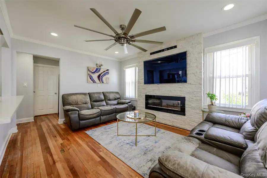 58 N Montgomery Street, Valley Stream, NY 11580 - #2