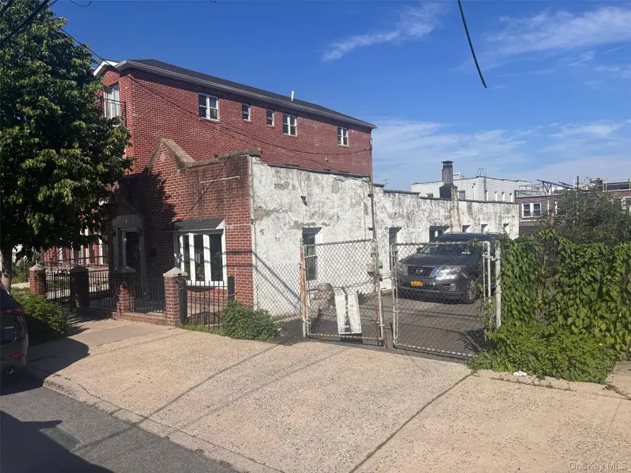 4438 Furman Avenue, Bronx, NY 10466 - #2