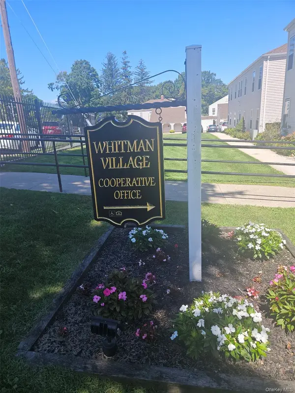 200 Lowndes Avenue #A, Huntington Station, NY 11746