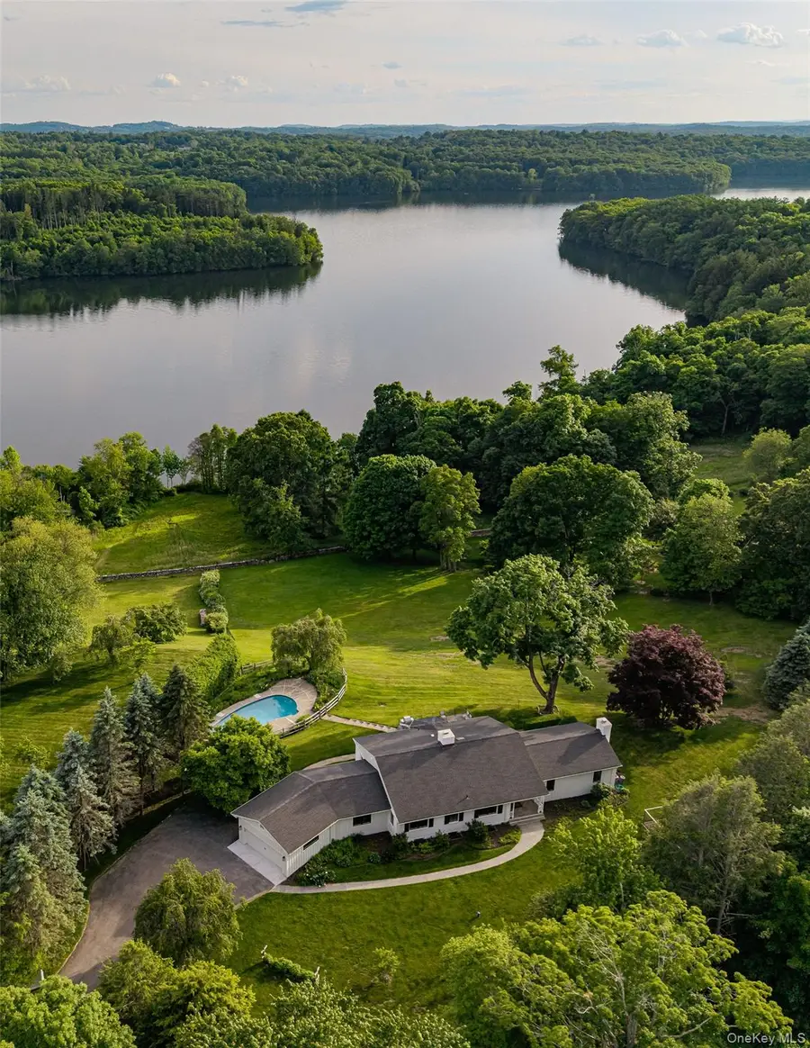 5 Old Cross River Road, Katonah, NY 10536 - #2