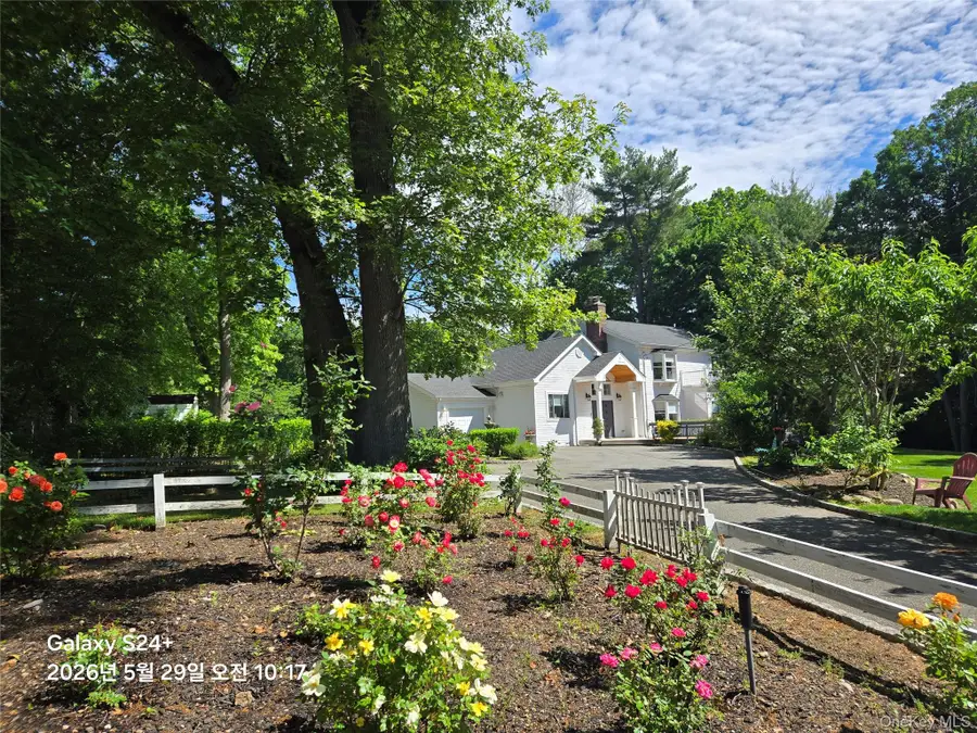 249 Cold Spring Road, Syosset, NY 11791 - #2