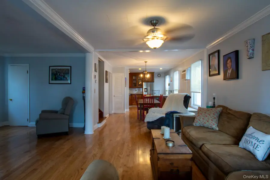 51 Hoffman Street, Franklin Square, NY 11010 - #3