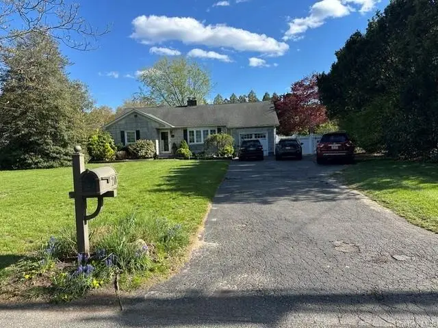 20 Bayside Avenue, Medford, NY 11763 - #1
