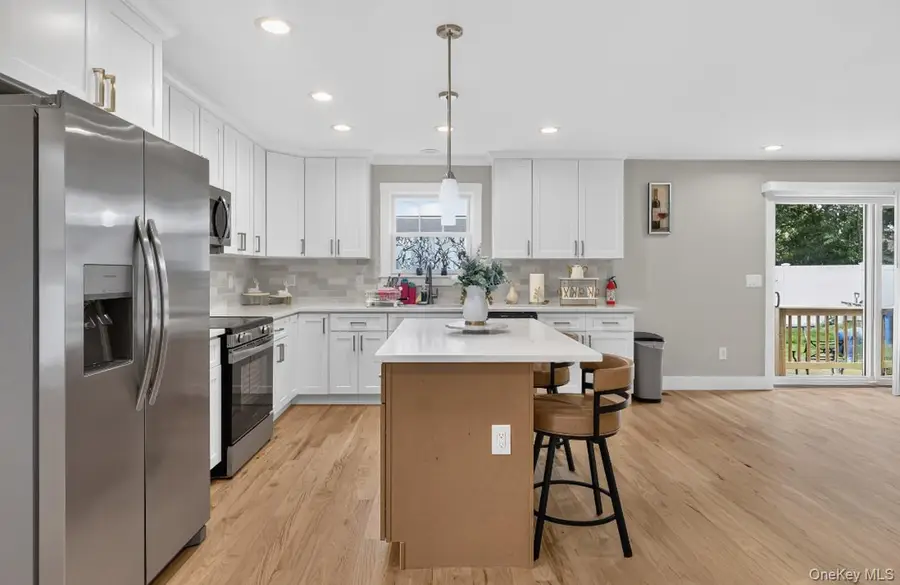 9 Okane Street, Central Islip, NY 11722 - #3
