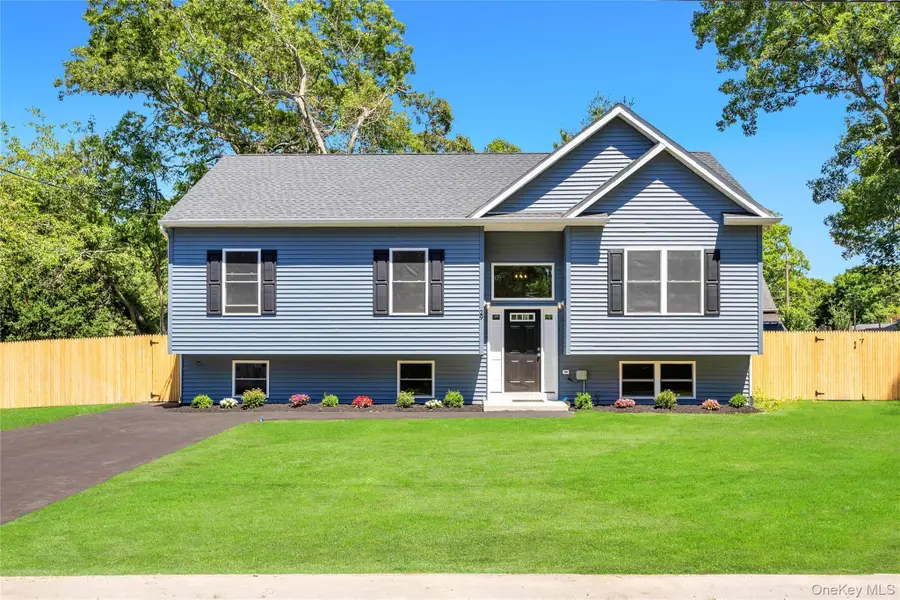 29 Dana Avenue, Mastic, NY 11950 - #2