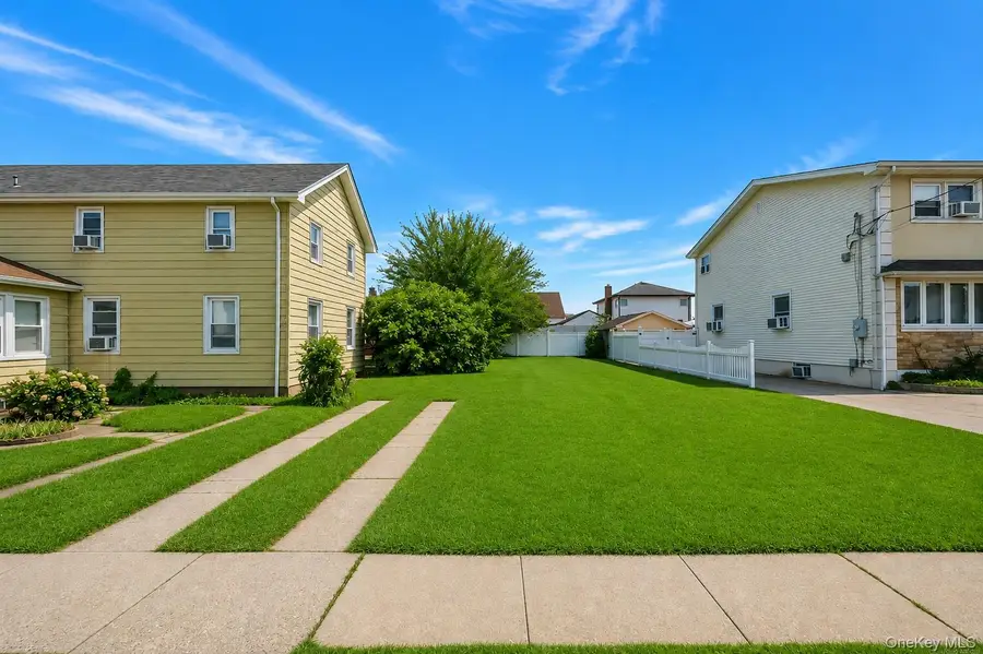 244 Mckinley Parkway, Mineola, NY 11501 - #2