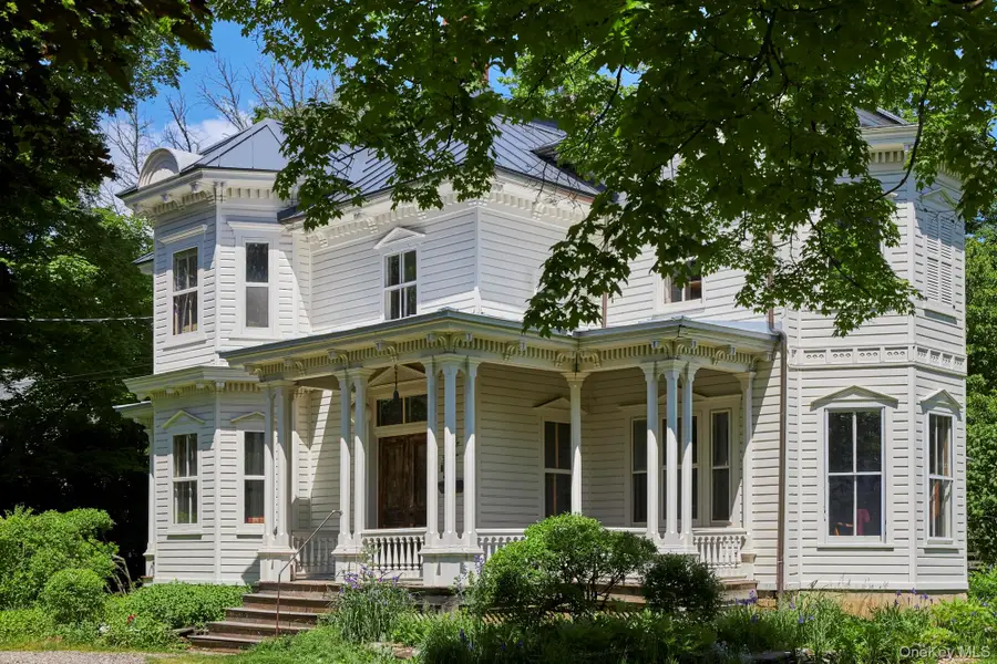31 Chestnut Street, Rhinebeck, NY 12572 - #3