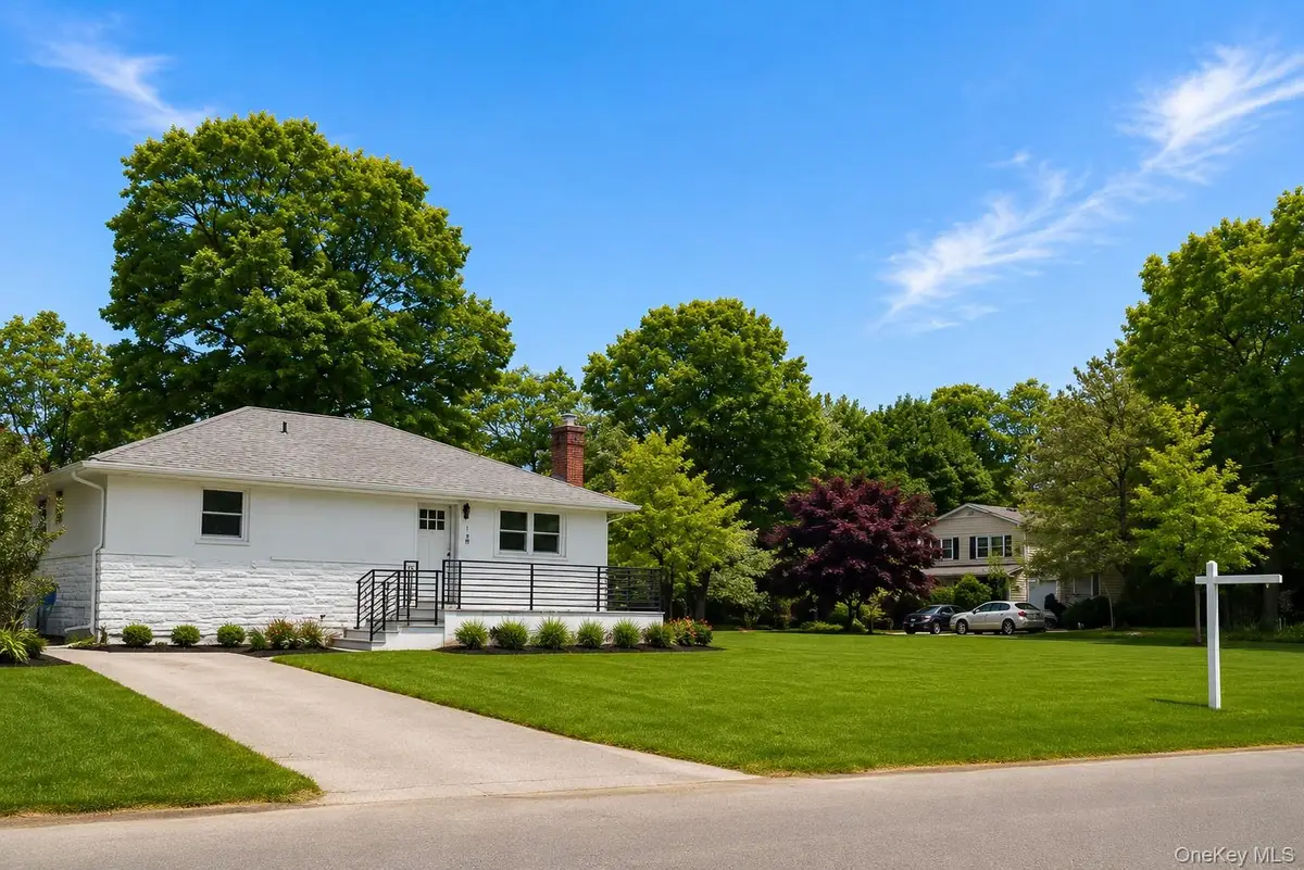 18 Merrick Road, Shirley, NY 11967 - #1