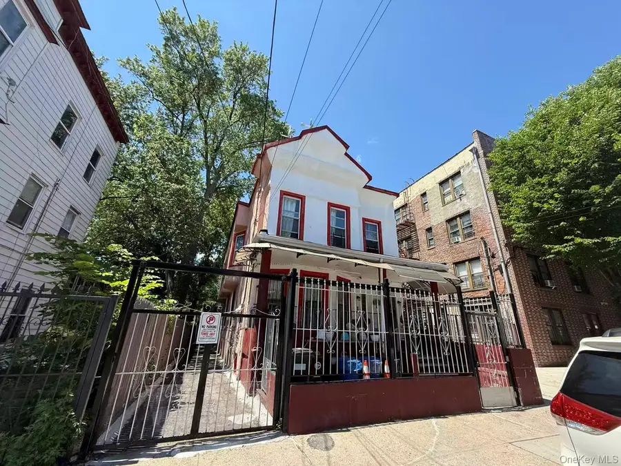 3935 Barnes Avenue, Bronx, NY 10466 - #2