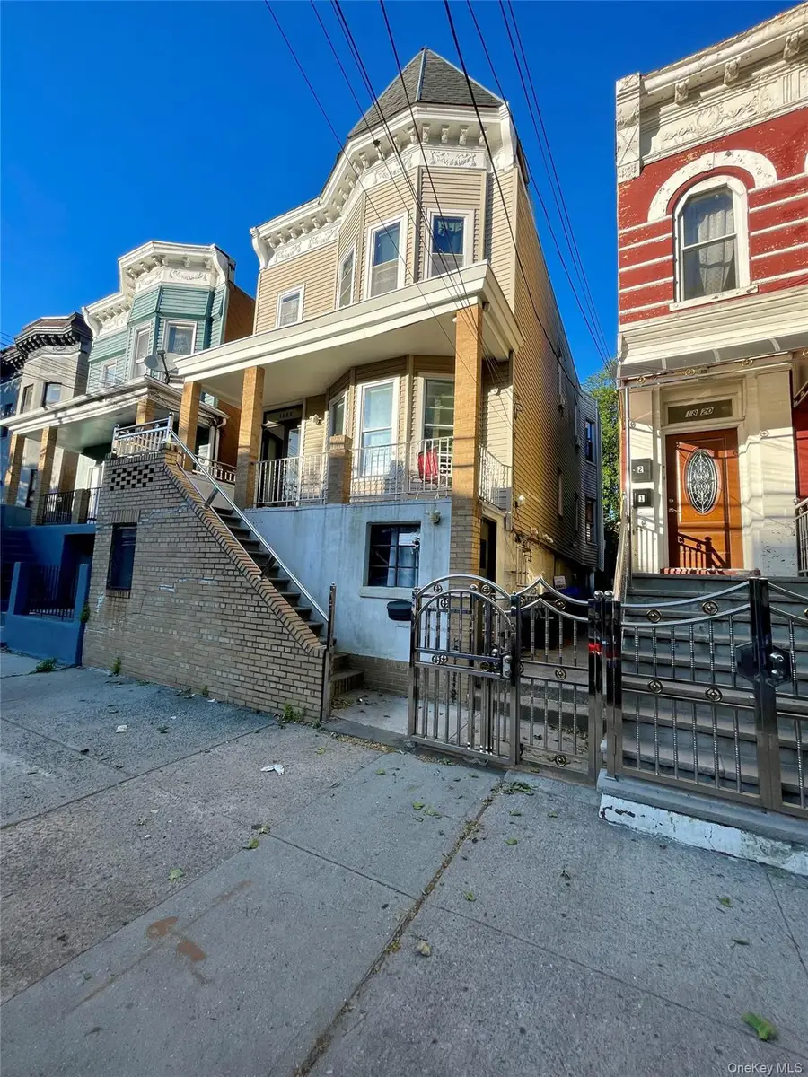 1822 Hunt Avenue, Bronx, NY 10462 - #2