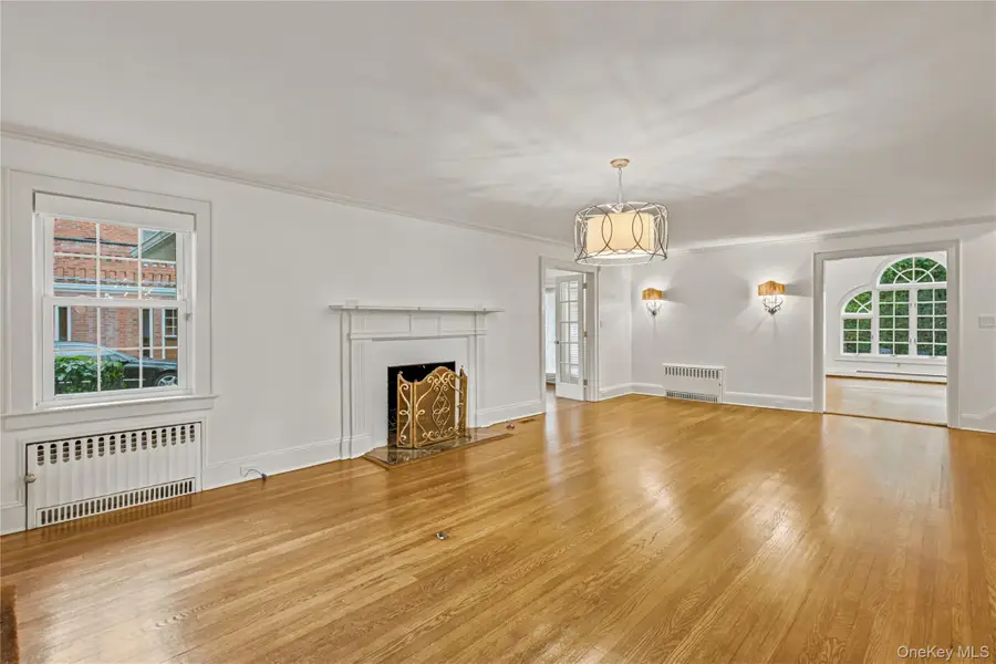 118 4th Street, Garden City, NY 11530 - #2