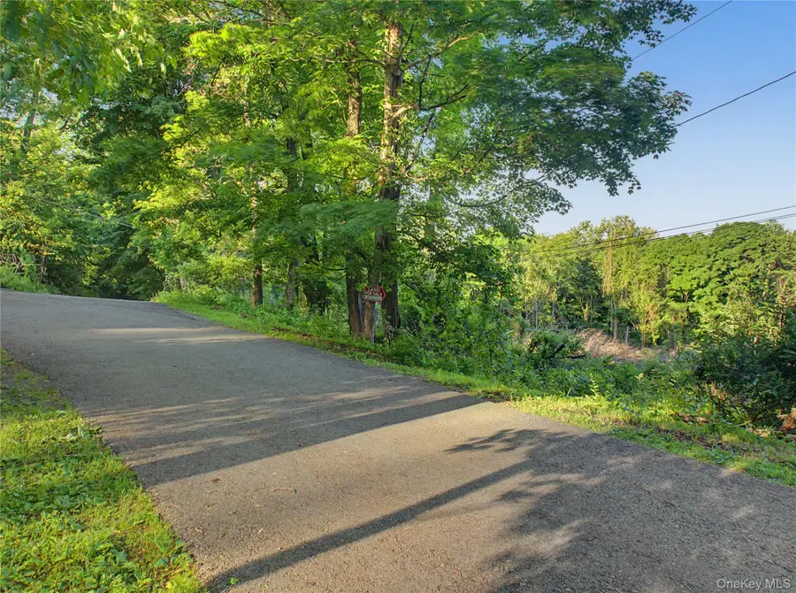 7 Cottage Road, Hopewell Junction, NY 12533 - #3