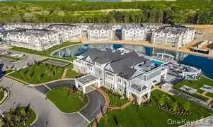 17101 Aspenwood Drive, Plainview, NY 11803 - #2