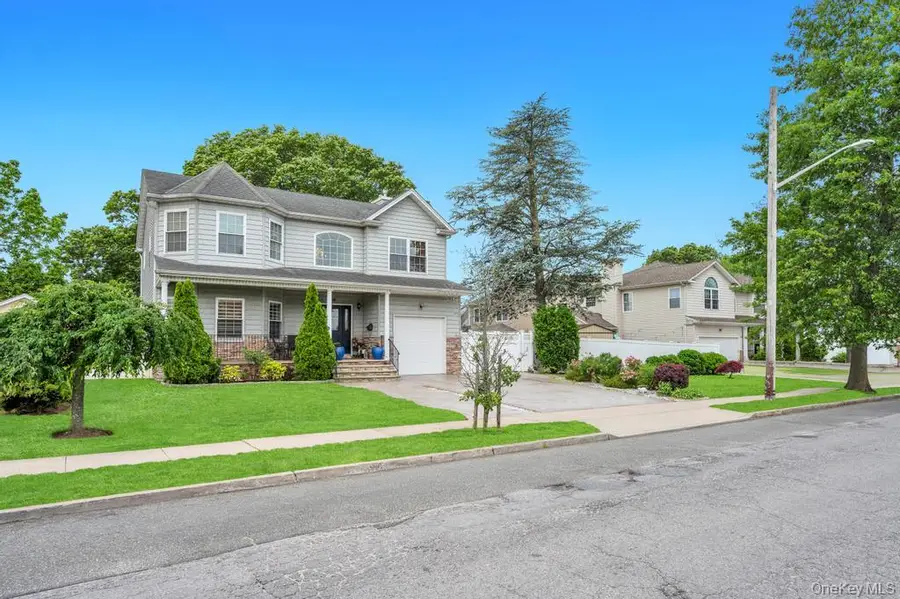 14 Kent Road, Valley Stream, NY 11580 - #3