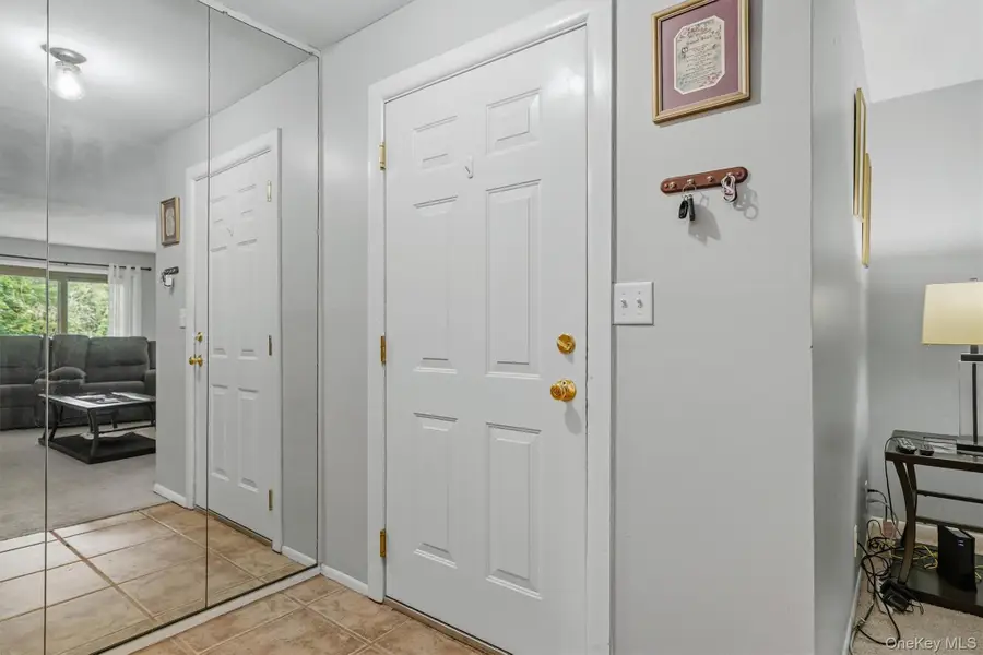 10 Oakwood Terrace #107, New Windsor, NY 12553 - #3