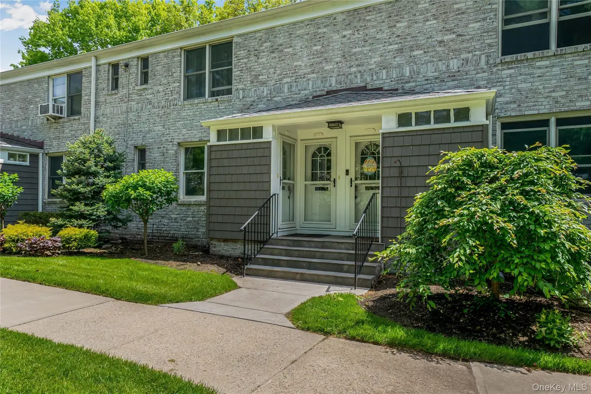 16 Glen Keith Road #L, Glen Cove, NY 11542 - #1