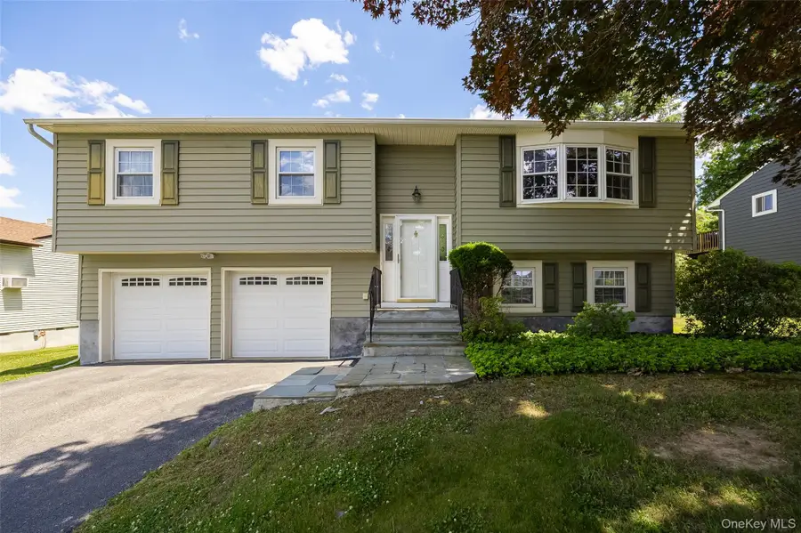 86 Keats Drive, New Windsor, NY 12553 - #2