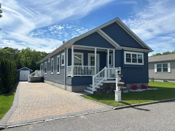 1661 Old Country Road #563, Riverhead, NY 11901