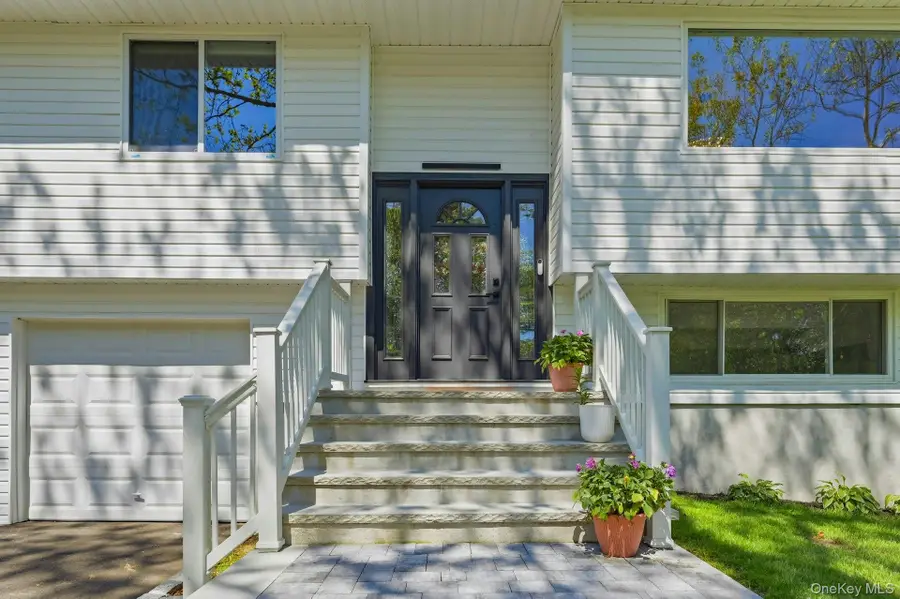 155 Brooklyn Avenue, Huntington, NY 11743 - #2