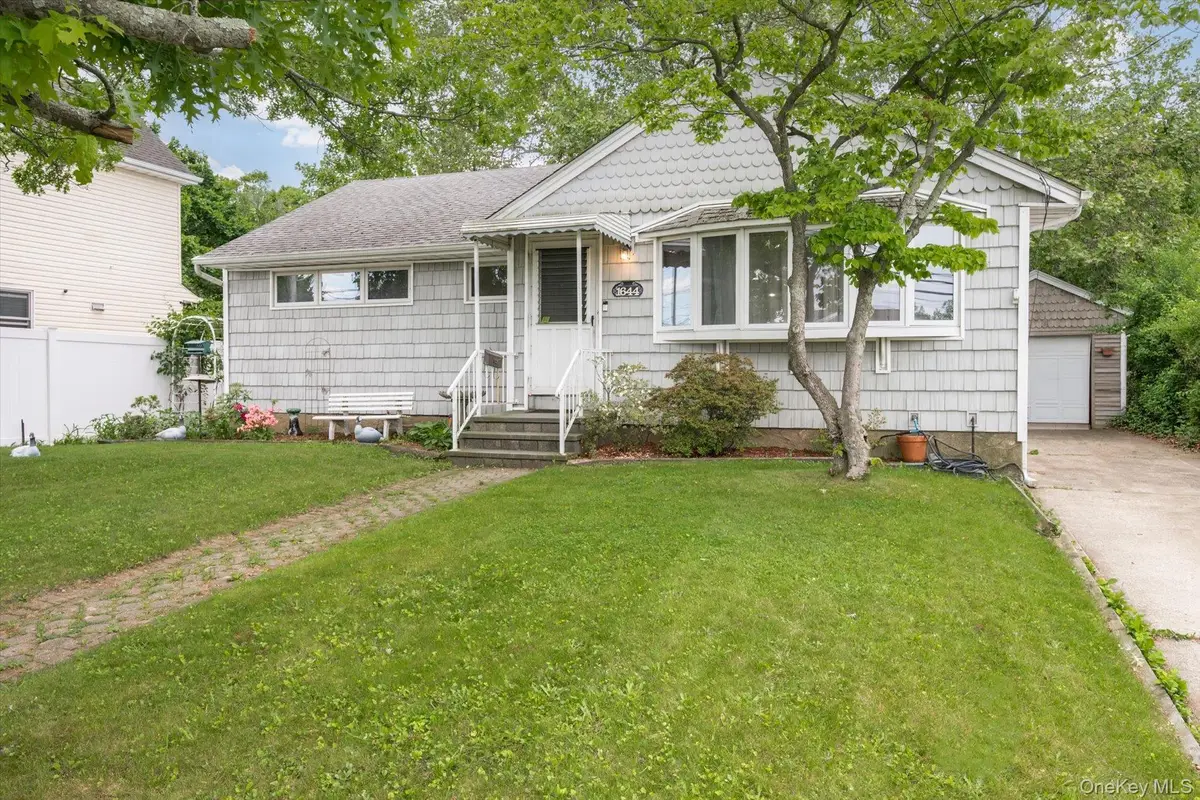 1644 Meadowbrook Road, Merrick, NY 11566 - #1