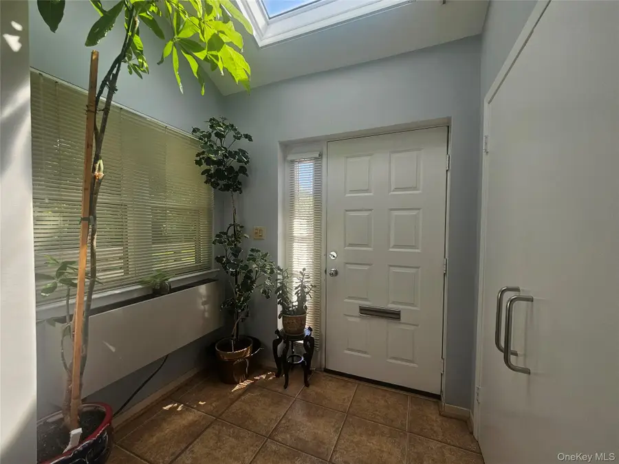 1337 Broadway #C10, Hewlett, NY 11557 - #2