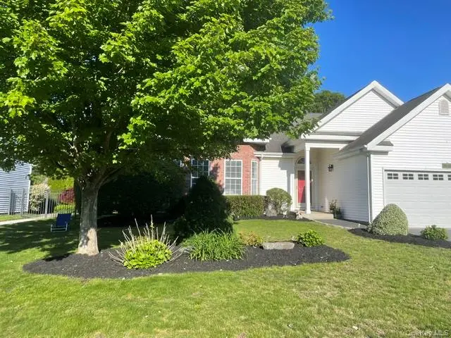 87 Summerfield Drive, Holtsville, NY 11742 - #2