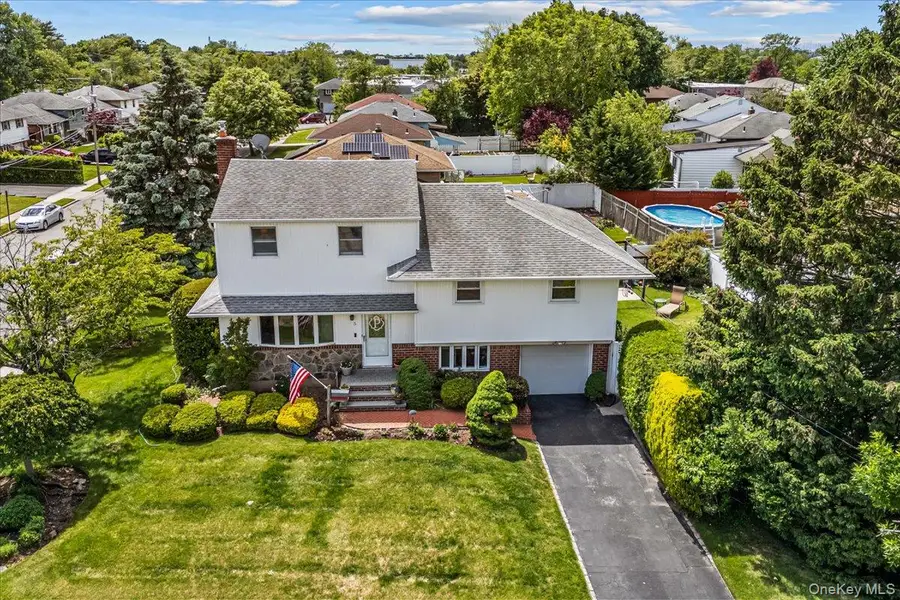 5 Chance Street, Hicksville, NY 11801 - #2