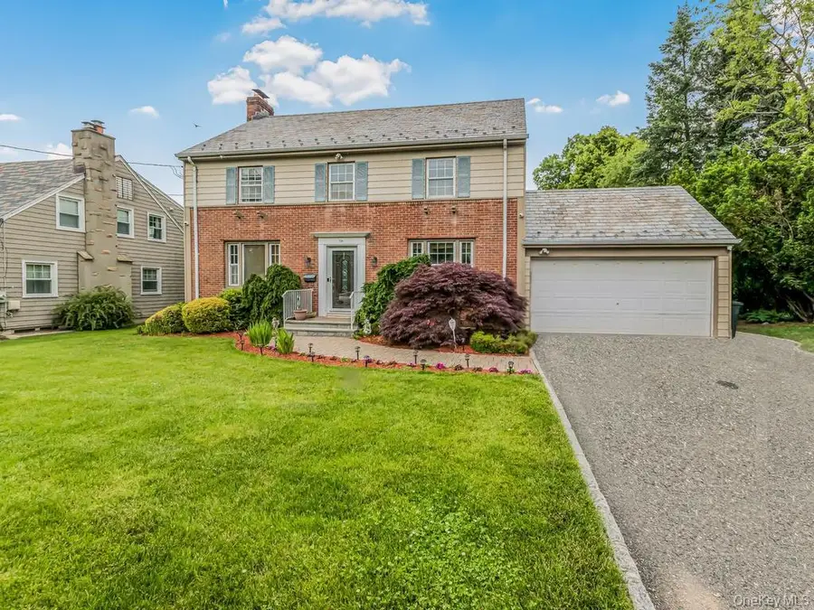 129 Jackson Avenue, Pelham, NY 10803 - #2