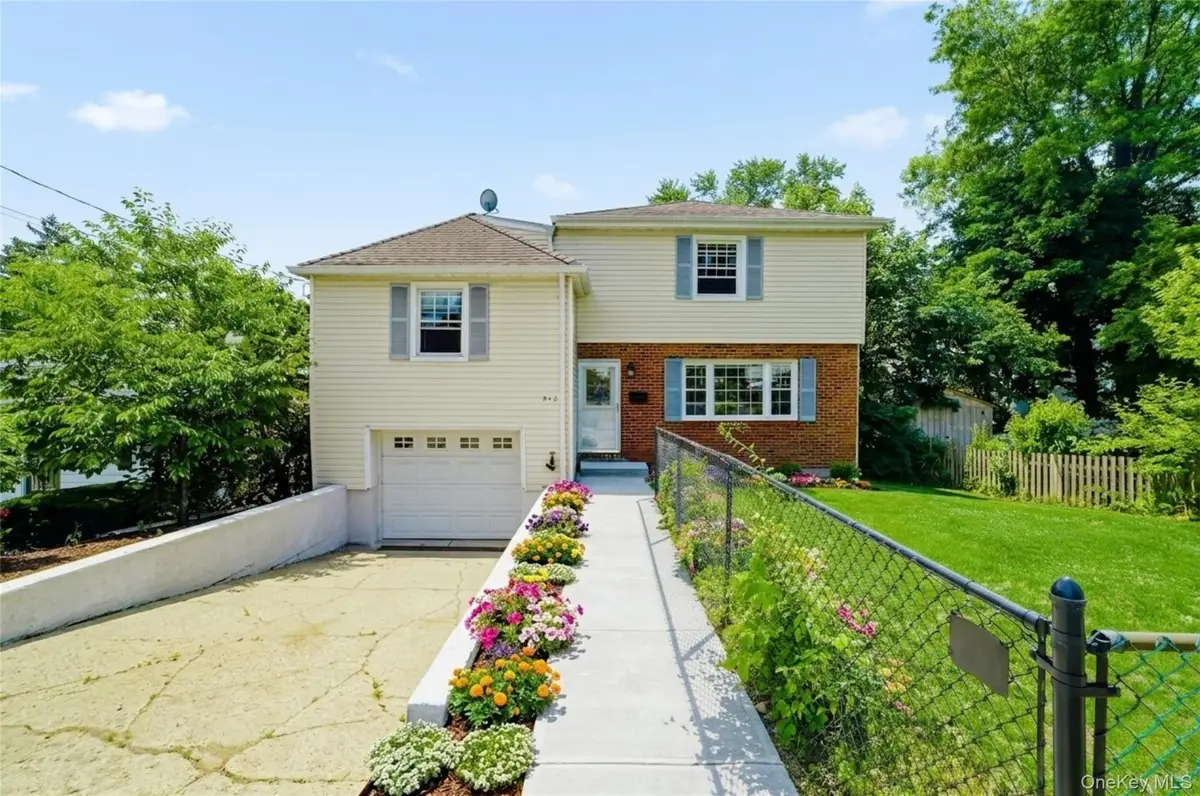 342 Roberts Avenue, Yonkers, NY 10703 - #1