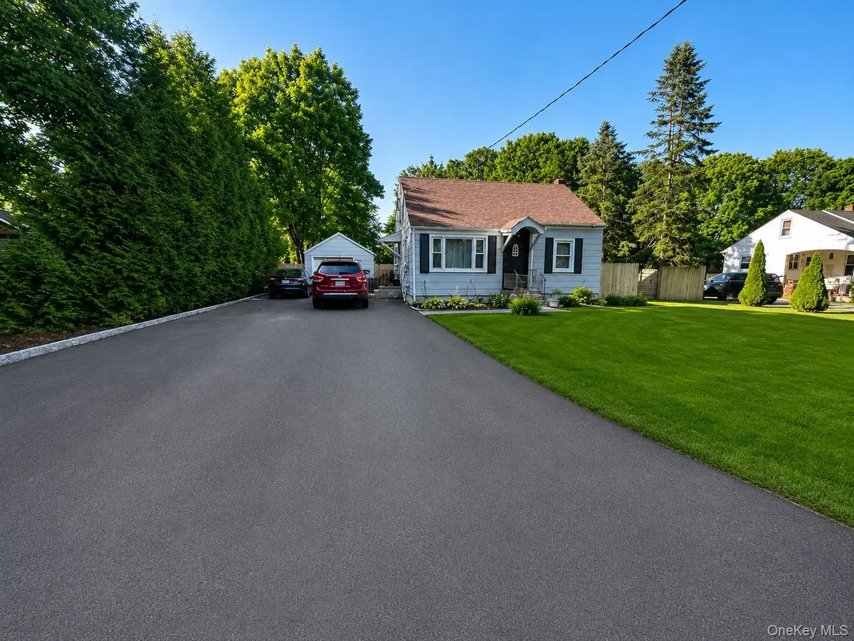 1419 Hallock Avenue, Mount Sinai, NY 11776 - #1