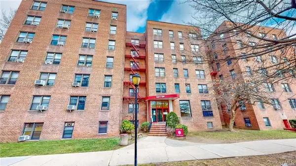 150-29 72nd Road #5B, Kew Garden Hills, NY 11367