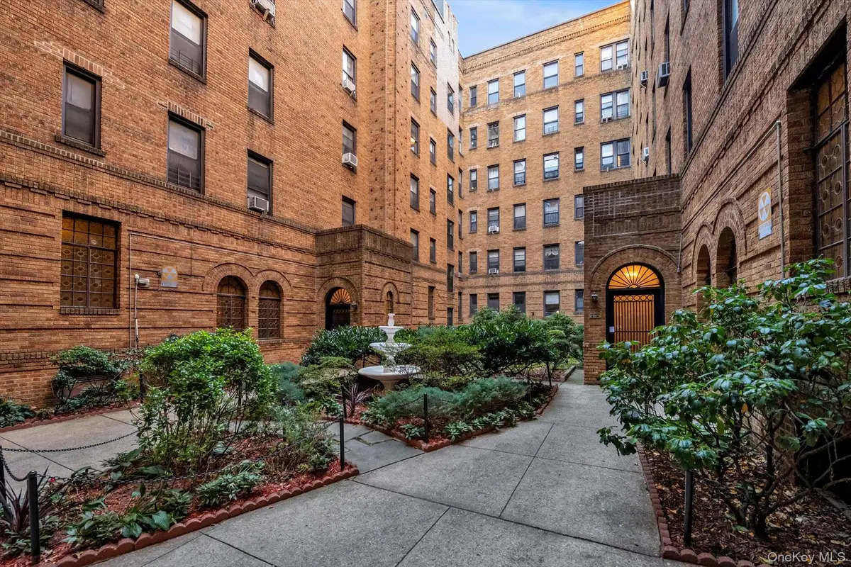 83-44 Lefferts Boulevard #6C, Kew Gardens, NY 11415 - #1