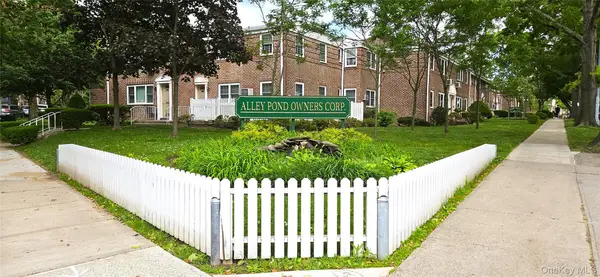 224-20 Kingsbury Avenue #B, Oakland Gardens, NY 11364