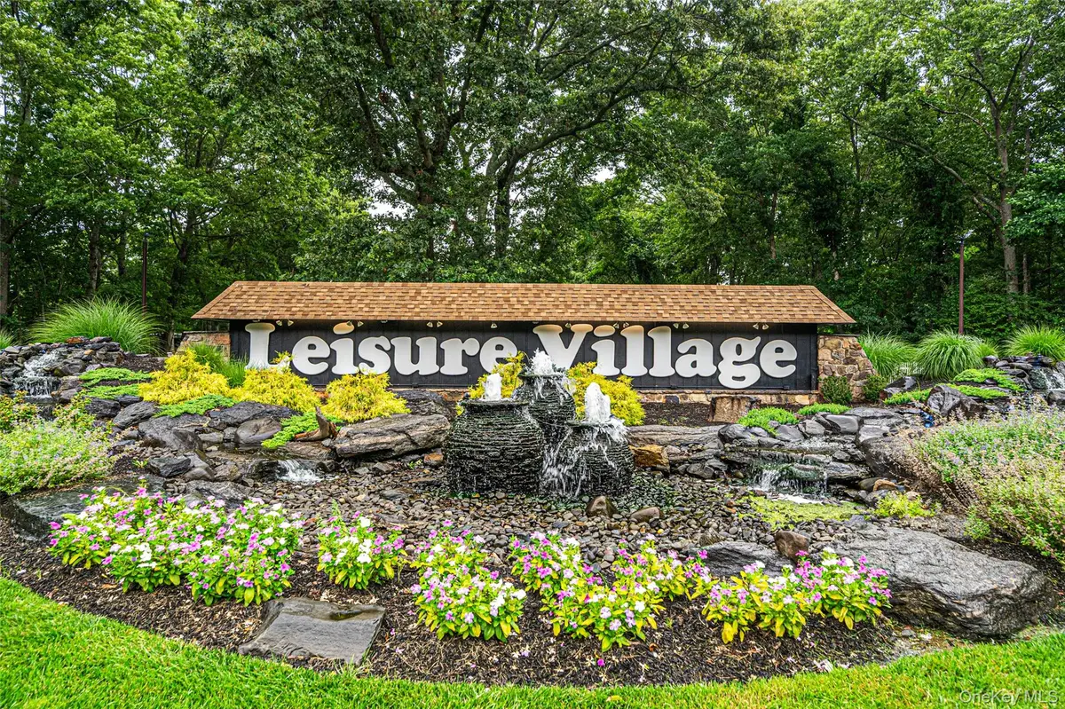 231 Blackpool Court, Ridge, NY 11961 - #1