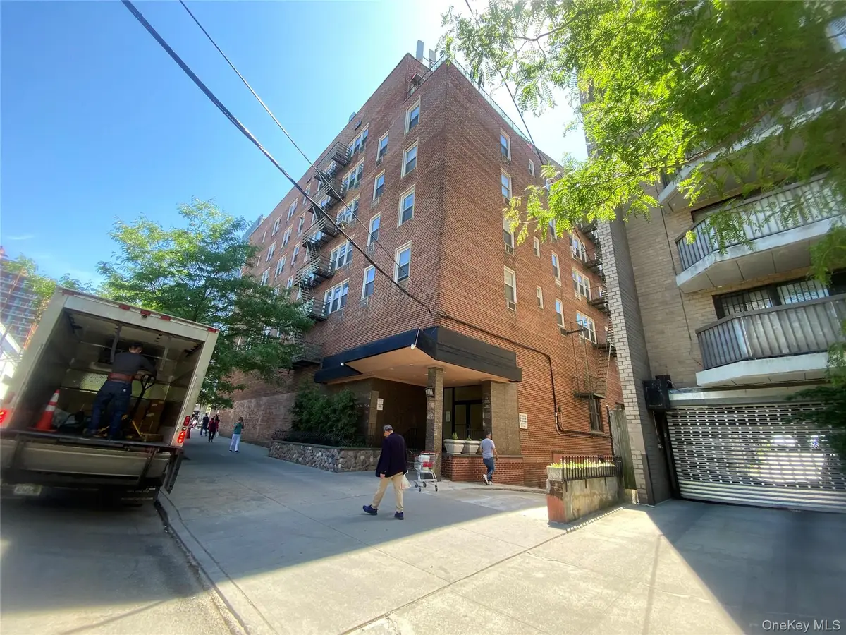 134-54 Maple Avenue #5K, Flushing, NY 11355 - #1